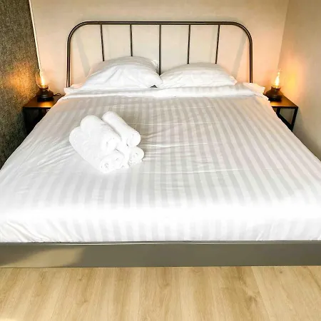 Holiday home The Highlander- Stylish Hideaway Near & Forest Schoorl And Bergen- Dogs Welcome *